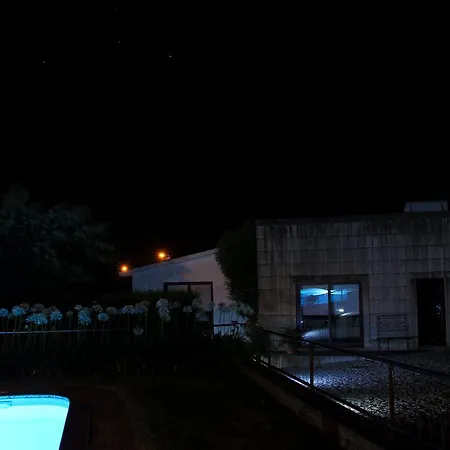 Casa Paz Do Outeiro Alojamento de Acomodação e Pequeno-almoço Paredes de Coura